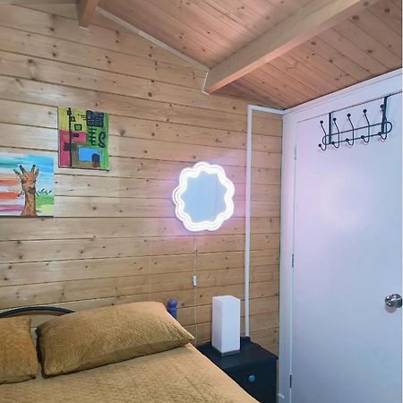 Gorgeous Cabin - Spa Pool! Куийнстаун Екстериор снимка